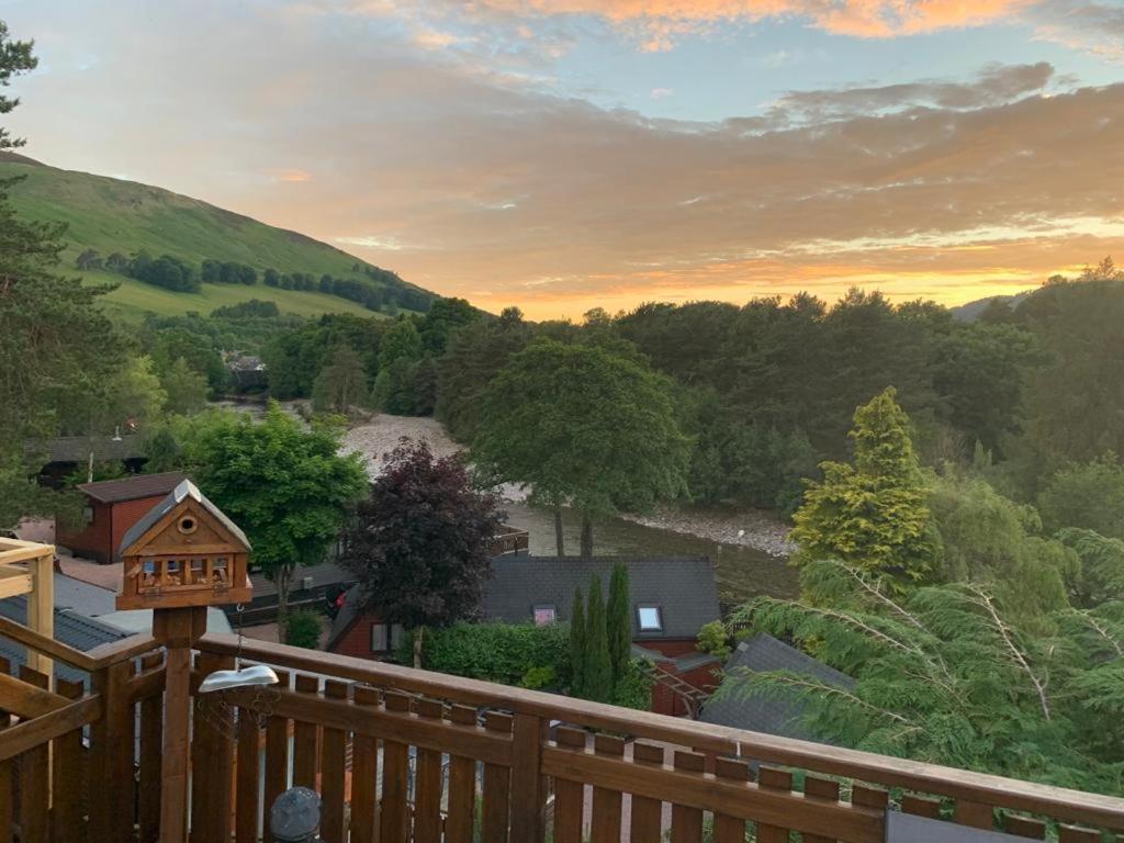 Beautiful 2 Bedroom Lodge With Stunning Views Blair Atholl Extérieur photo