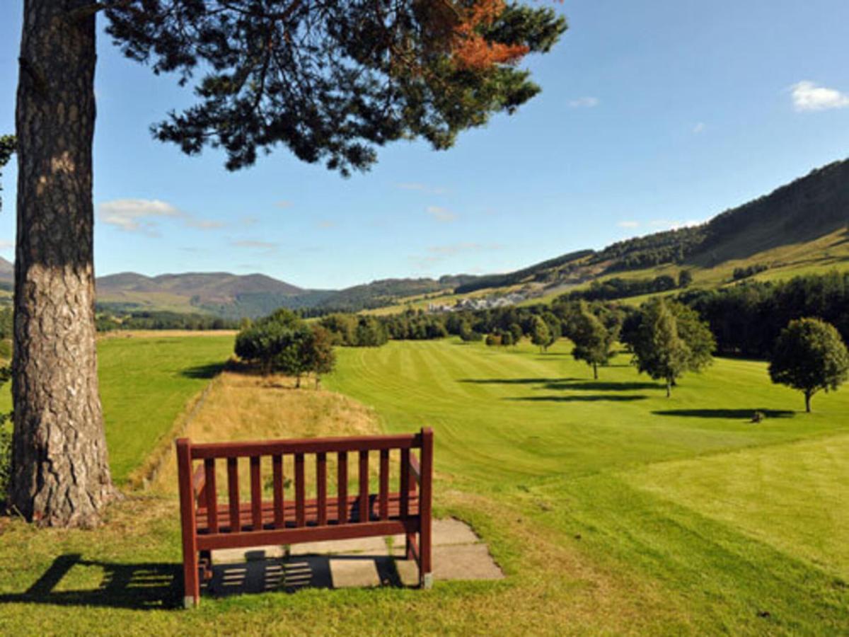 Beautiful 2 Bedroom Lodge With Stunning Views Blair Atholl Extérieur photo