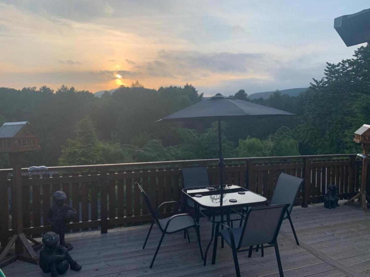Beautiful 2 Bedroom Lodge With Stunning Views Blair Atholl Extérieur photo